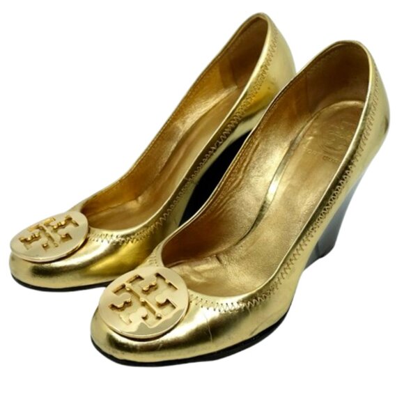TORY BURCH~Sally~PUMP~WEDGE HEEL~MOLTEN GOLD LEATHER~7 - Picture 1 of 6